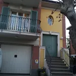 Braschi 8 Alojamento de Acomodação e Pequeno-almoço *