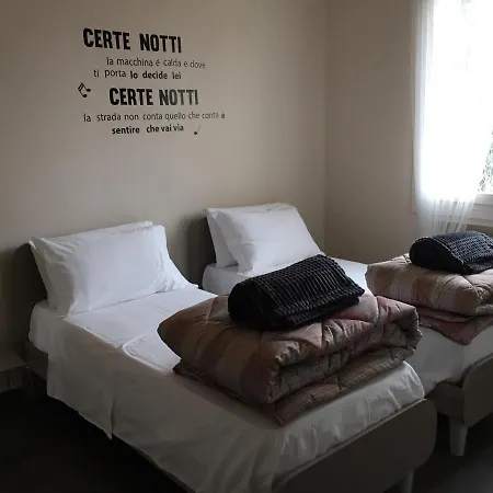 Bed and Breakfast Braschi 8 Τζόλα Πρεντόζα