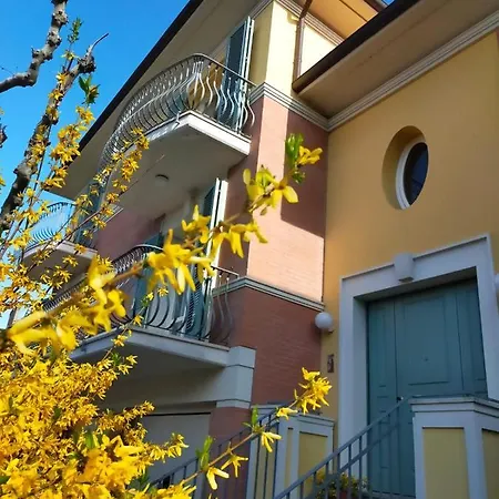 Braschi 8 Panzió