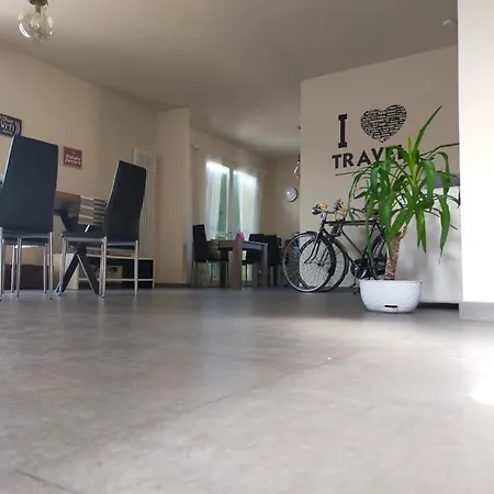 فندق مبيت وإفطار Braschi 8 *