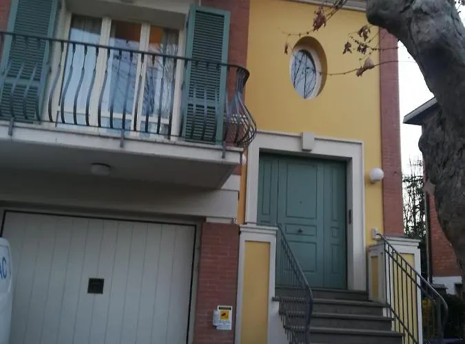 Braschi 8 Oda ve Kahvaltı *