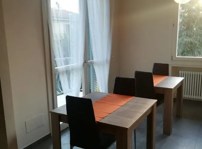 לינה וארוחת בוקר Braschi 8