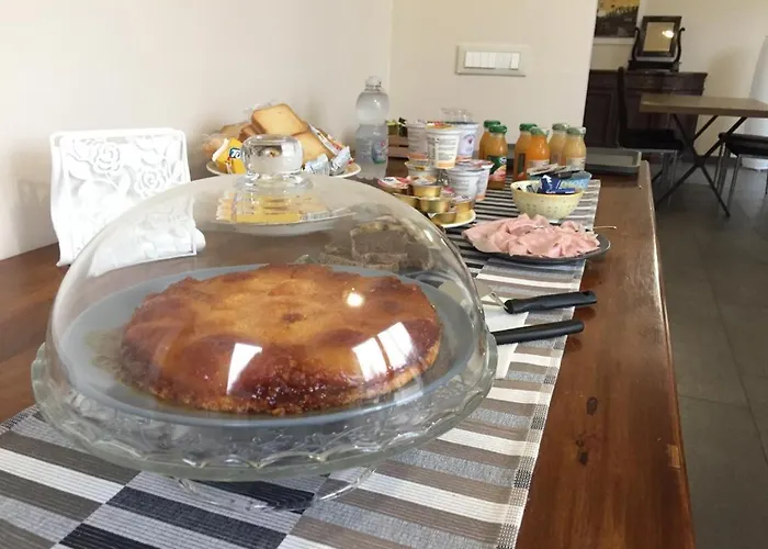 Braschi 8 Oda ve Kahvaltı *