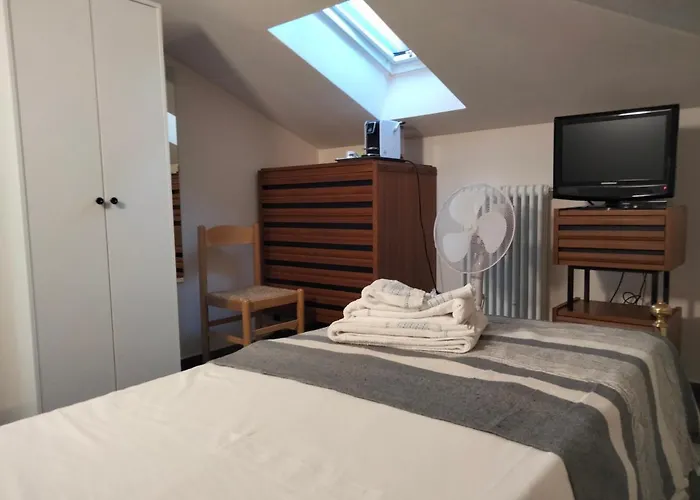 Braschi 8 לינה וארוחת בוקר